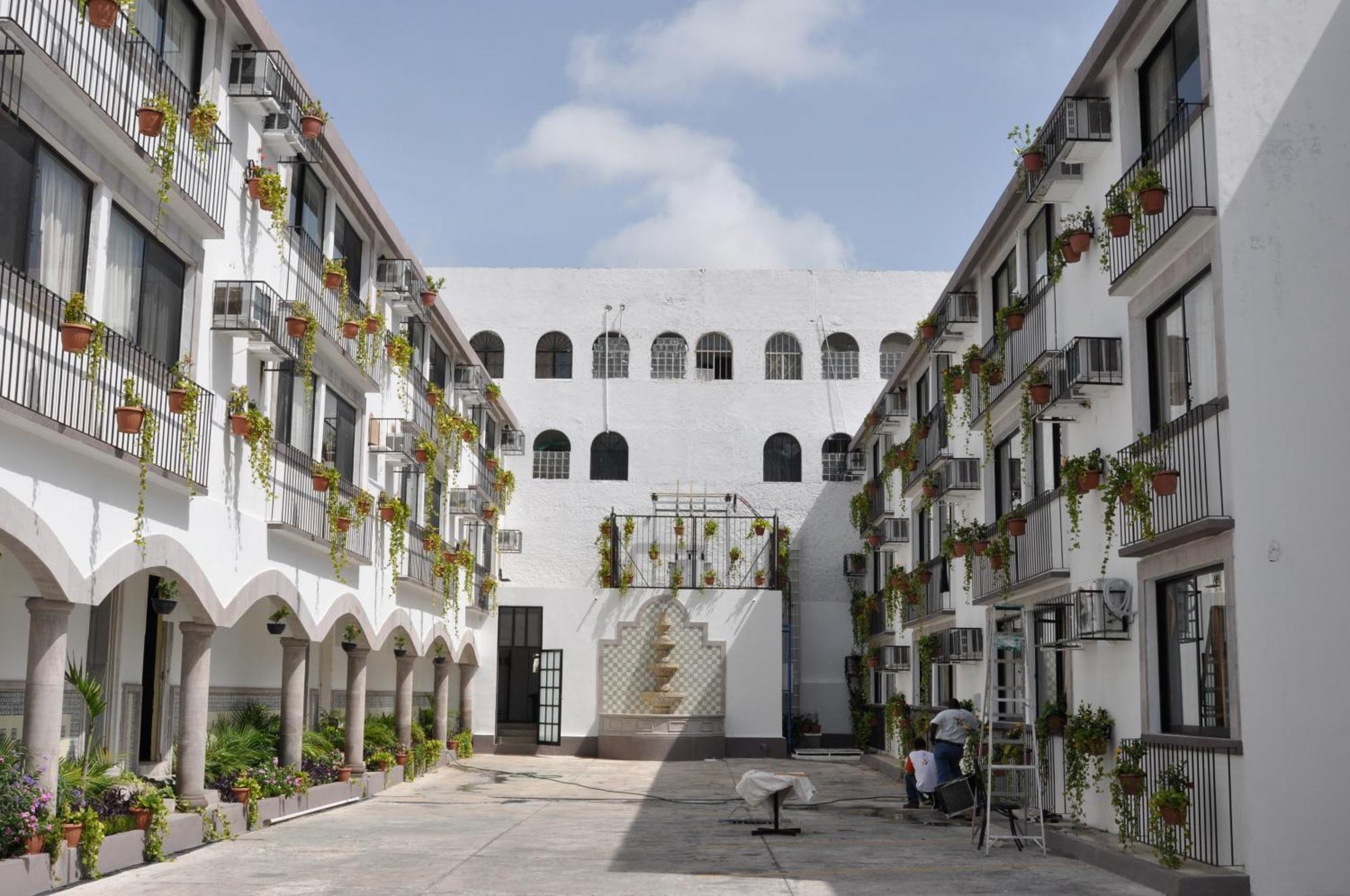 Hacienda De Castilla Cancun Exterior photo